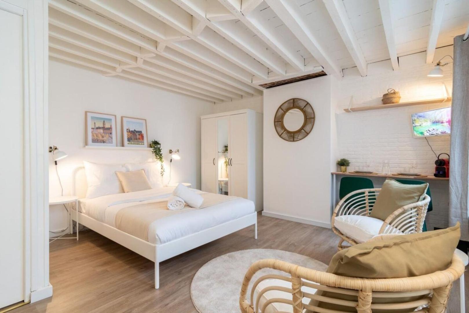 Lille Grand-Place Central Studio Экстерьер фото